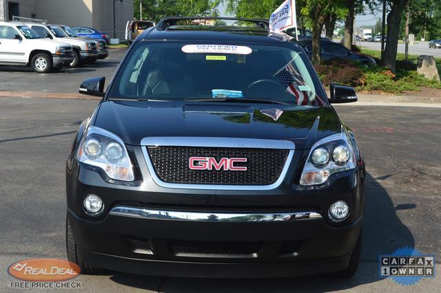 GMC Acadia 2011 photo 3