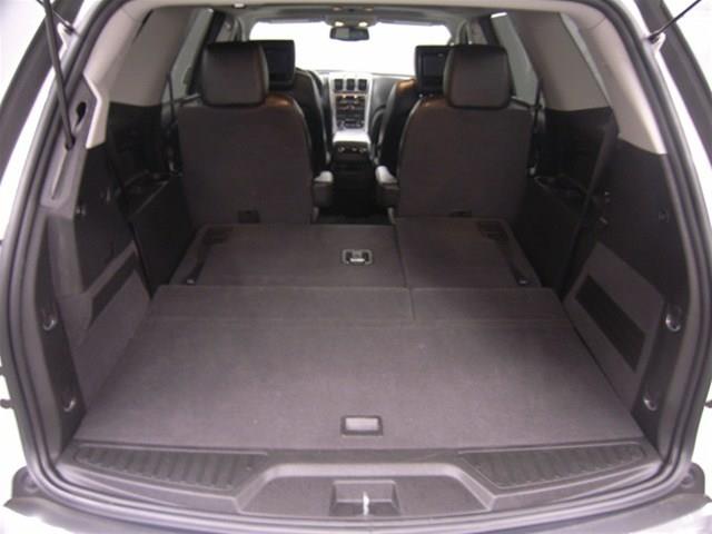 GMC Acadia 2011 photo 14