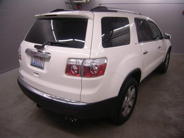 GMC Acadia 2011 photo 26