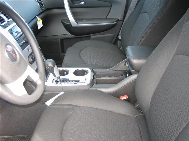 GMC Acadia 2011 photo 1