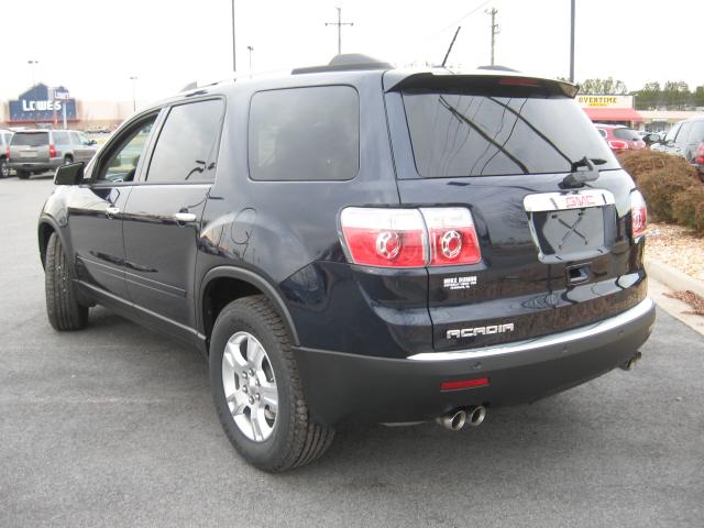 GMC Acadia 2011 photo 1