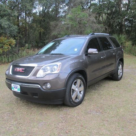 GMC Acadia 2011 photo 3