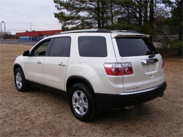 GMC Acadia 2011 photo 4