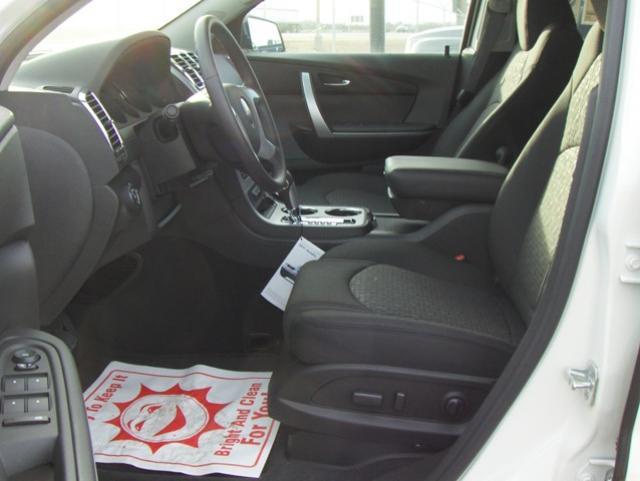 GMC Acadia 2011 photo 4