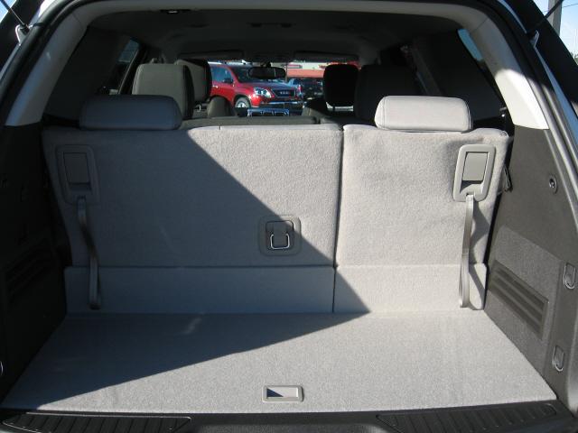 GMC Acadia 2011 photo 4