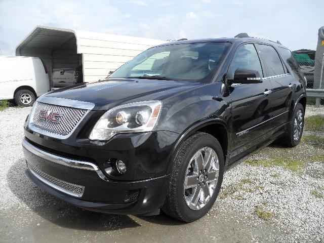 GMC Acadia 2011 photo 1