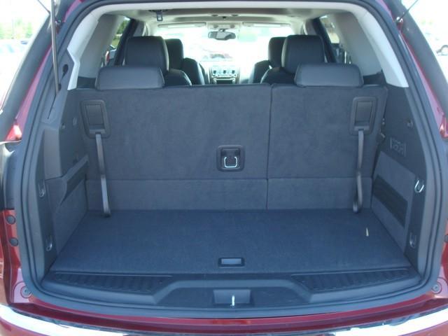 GMC Acadia 2011 photo 4