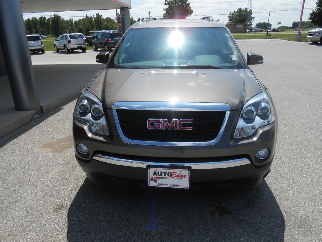 GMC Acadia 2011 photo 1