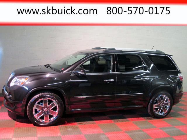 GMC Acadia 2011 photo 2