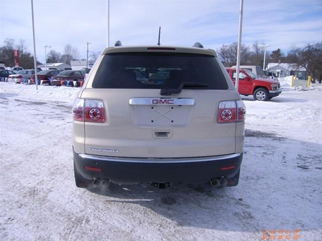 GMC Acadia 2011 photo 2