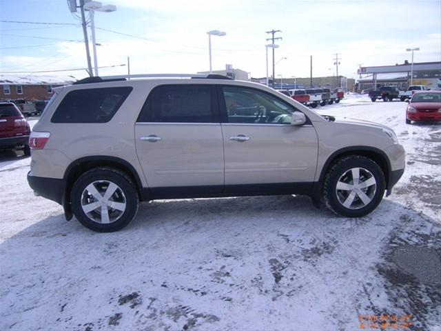 GMC Acadia 2011 photo 3