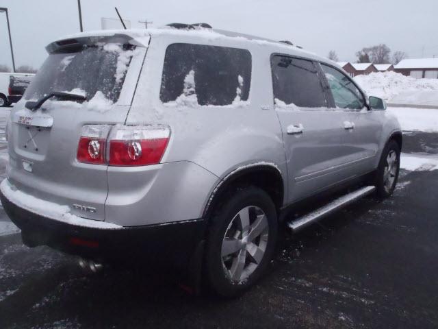 GMC Acadia 2011 photo 1