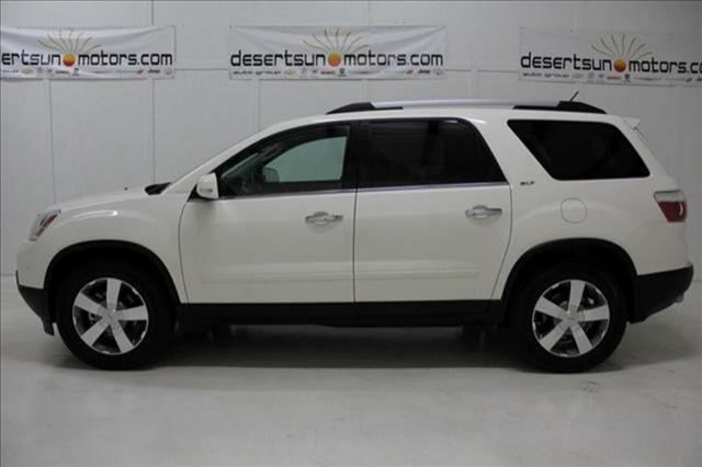 GMC Acadia 2011 photo 3