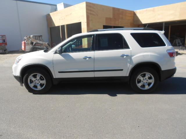 GMC Acadia 2011 photo 3