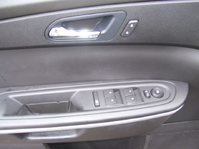 GMC Acadia 2011 photo 10