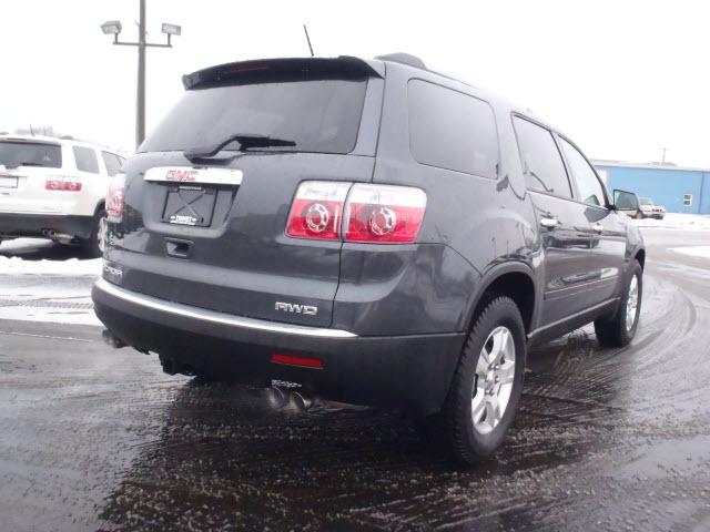 GMC Acadia 2011 photo 2