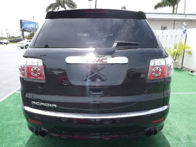 GMC Acadia 2011 photo 5