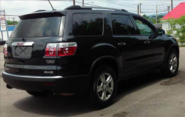 GMC Acadia 2011 photo 1