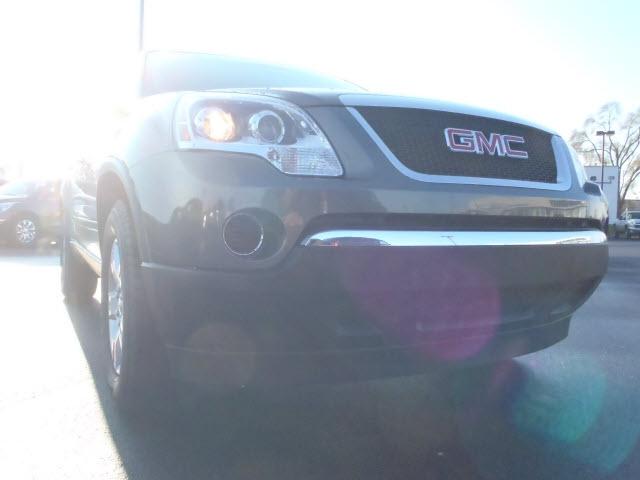 GMC Acadia 2011 photo 4