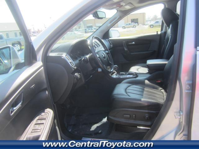 GMC Acadia 2011 photo 4