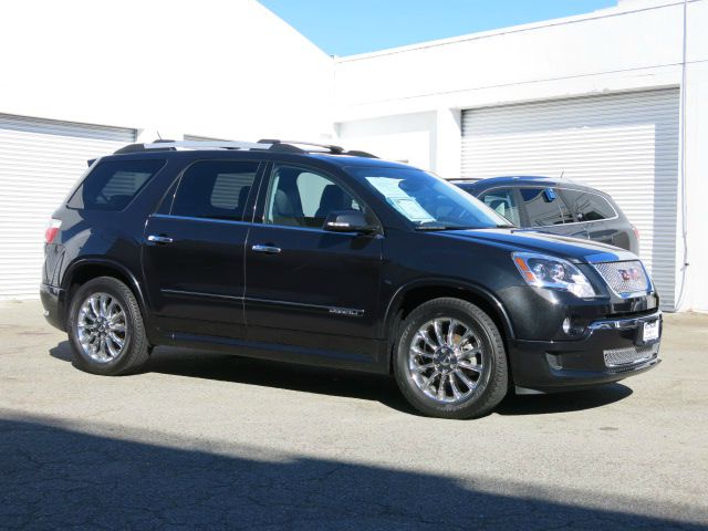 GMC Acadia 2012 photo 3