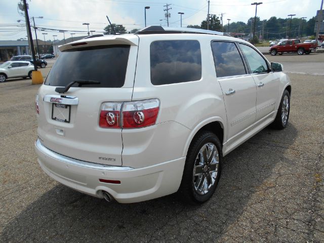 GMC Acadia 2012 photo 3