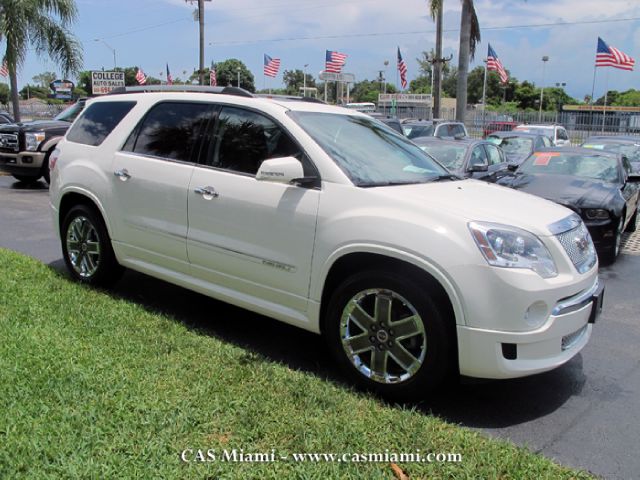 GMC Acadia 2012 photo 3