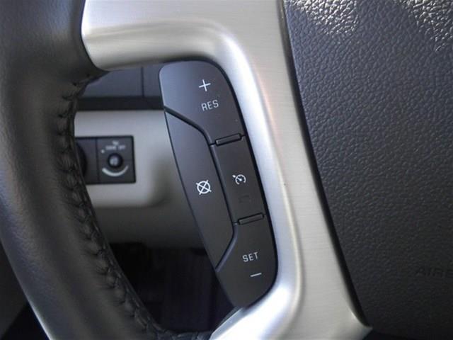 GMC Acadia 2012 photo 2