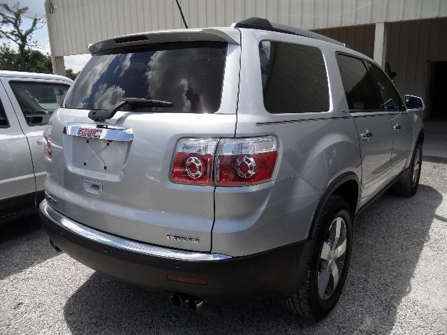 GMC Acadia 2012 photo 1