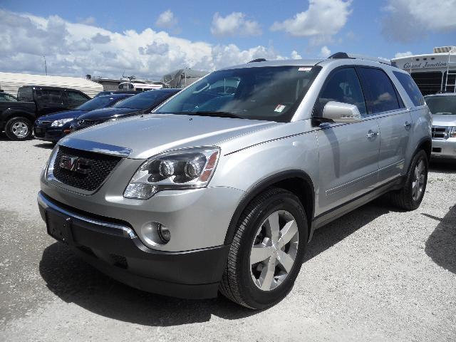 GMC Acadia 2012 photo 3