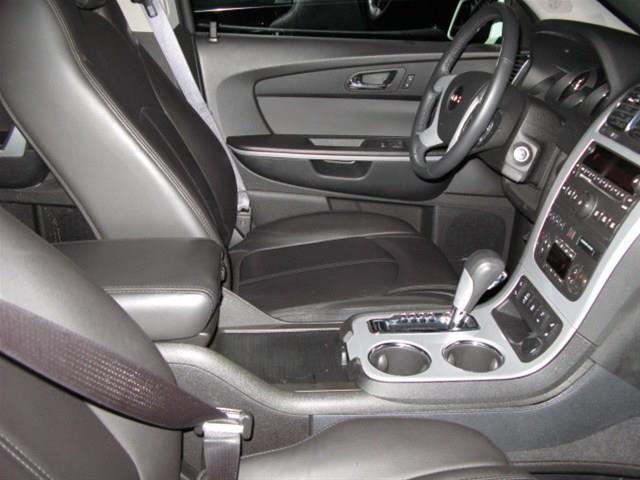 GMC Acadia 2012 photo 14