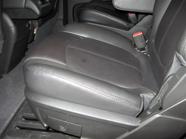 GMC Acadia 2012 photo 17