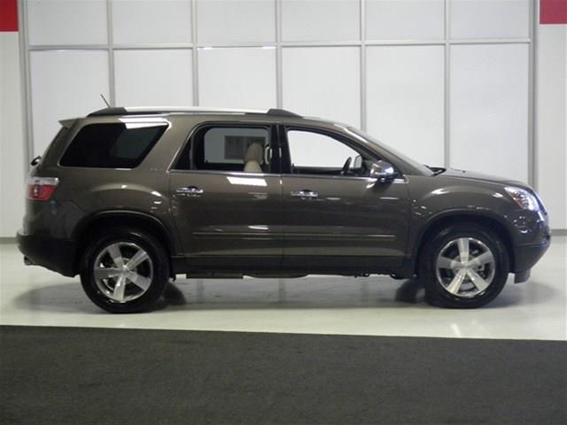 GMC Acadia 2012 photo 2