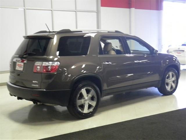 GMC Acadia 2012 photo 3