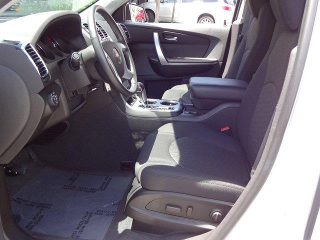 GMC Acadia 2012 photo 4