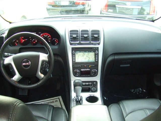 GMC Acadia 2012 photo 1