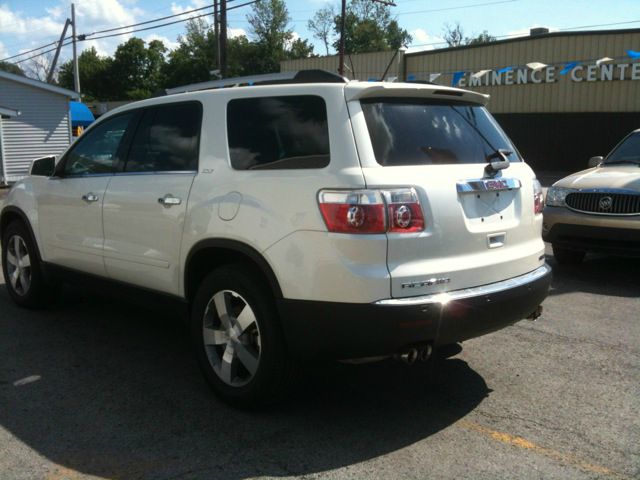 GMC Acadia 2012 photo 2