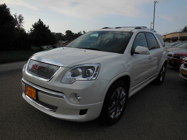 GMC Acadia 2012 photo 2