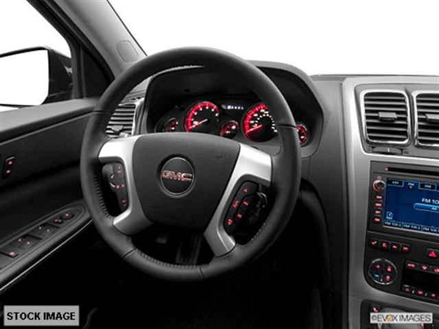 GMC Acadia 2012 photo 3