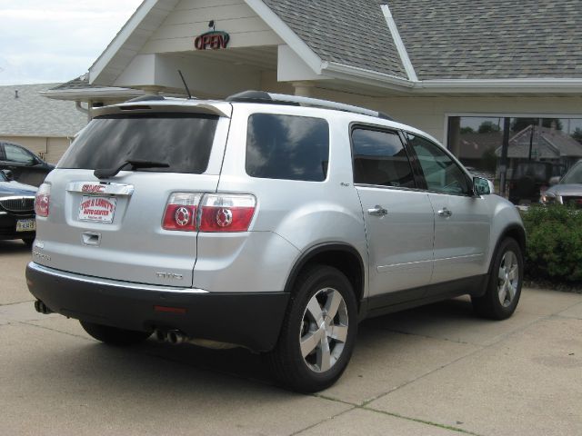 GMC Acadia 2012 photo 1