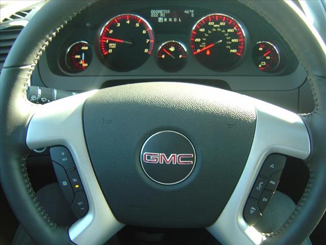 GMC Acadia 2012 photo 5