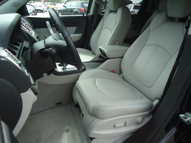 GMC Acadia 2012 photo 8