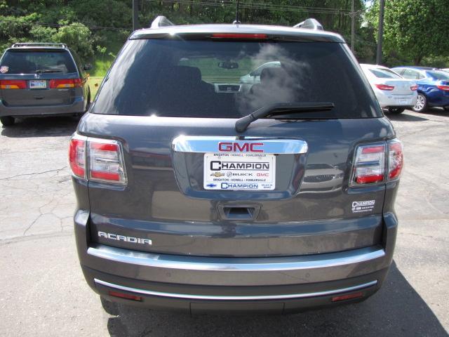 GMC Acadia 2013 photo 13