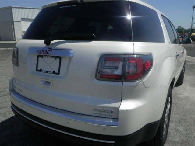 GMC Acadia 2013 photo 1