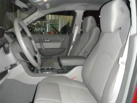 GMC Acadia 2013 photo 2