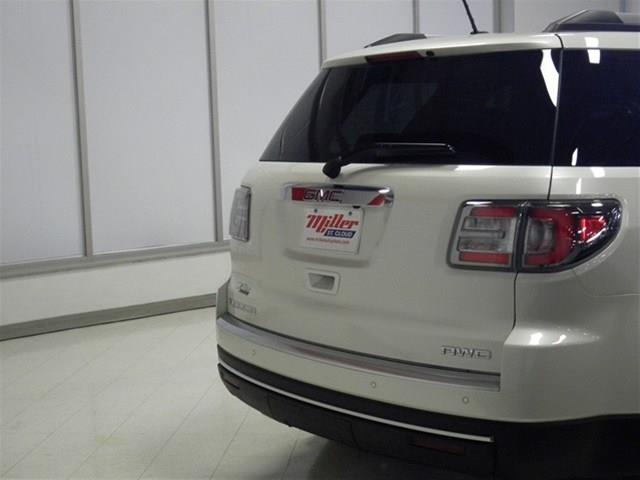 GMC Acadia 2013 photo 28