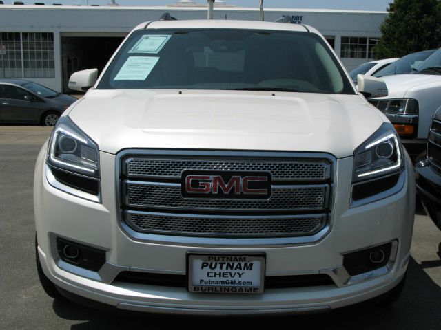 GMC Acadia 2013 photo 3