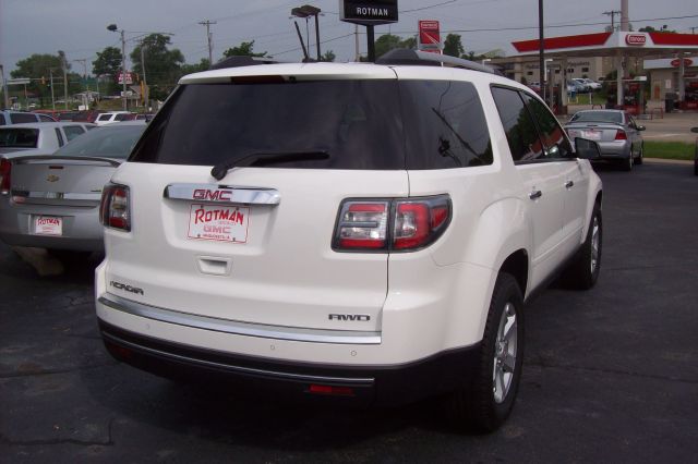 GMC Acadia 2013 photo 9