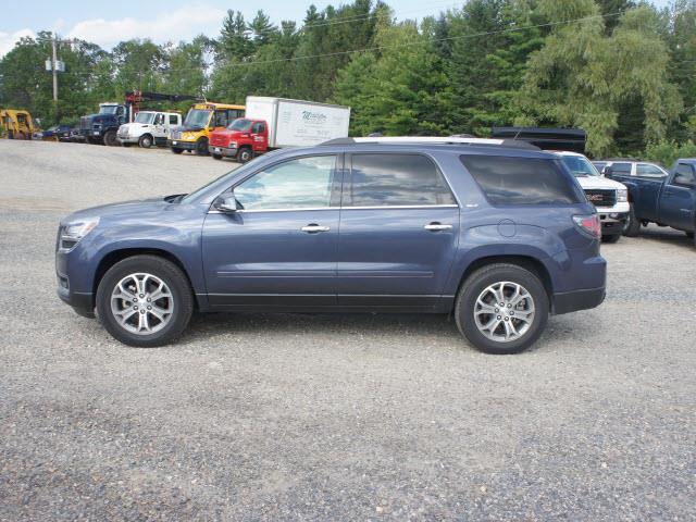 GMC Acadia 2013 photo 2