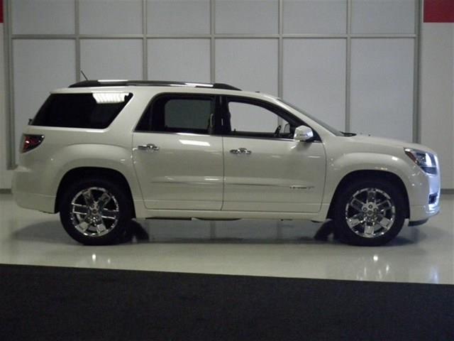 GMC Acadia 2014 photo 3